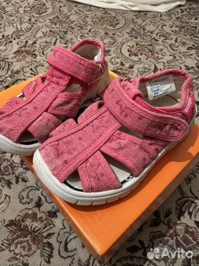 Сандалии для девочки 24 размер