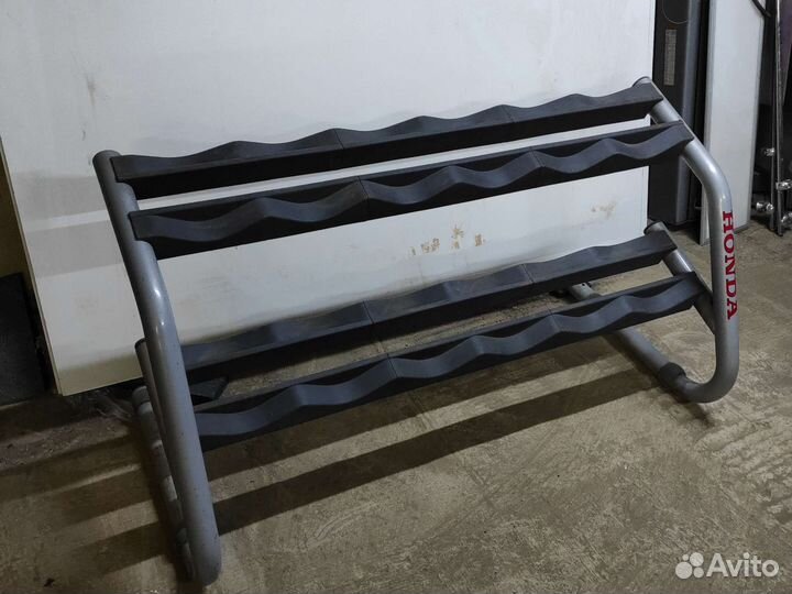 Гантели, стойки под гантели, скамьи