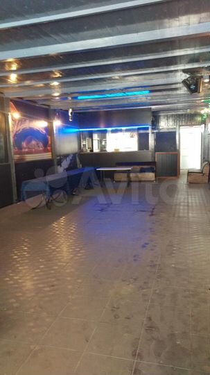 Торговое помещение, 168 м²