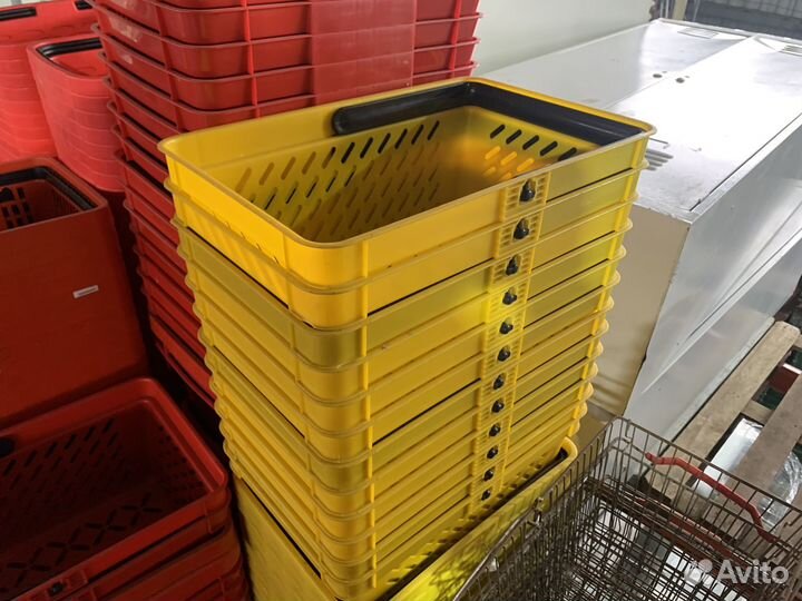 Корзина покупательская желтая 20 литров
