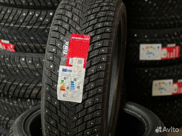 iLink Wintervorhut Stud II 235/55 R20 140T