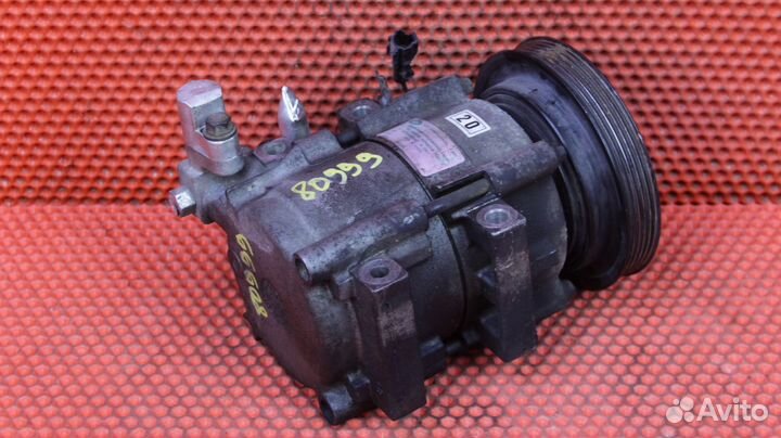 Компрессор кондиционера Hyundai Terracan HP J3 976