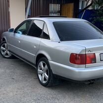 Audi A6 2.8 AT, 1996, 326 000 км, с пробегом, цена 690 000 руб.