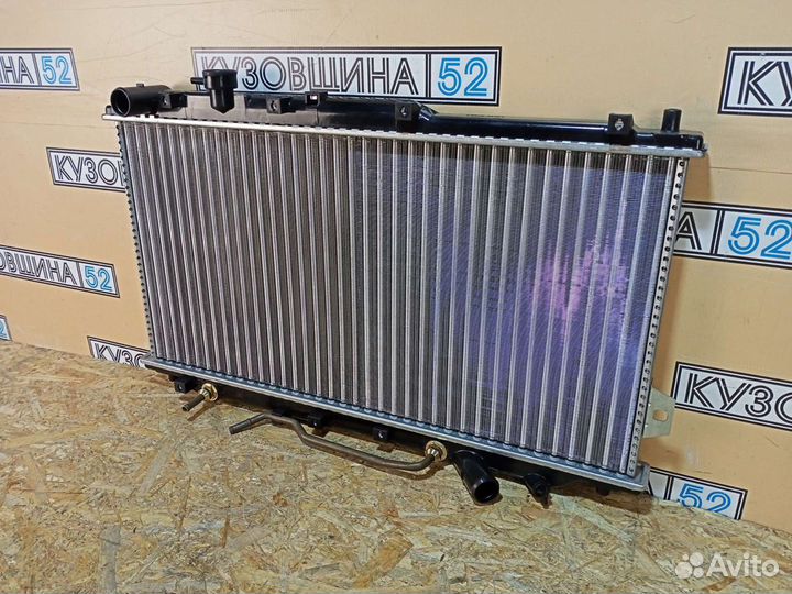 Радиатор охлаждения Kia Spectra Sephia Shuma (96-г