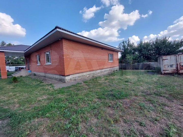 Дом 212 м² на участке 15 сот.