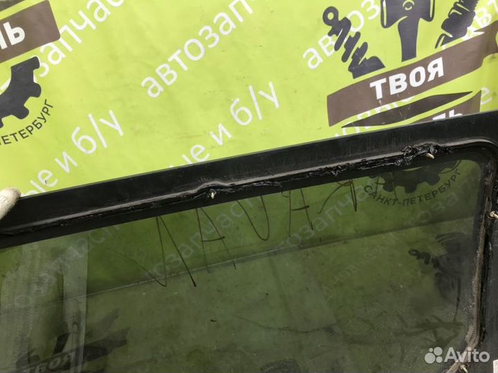 Стекло двери заднее правое Dodge Caravan 3 3.0