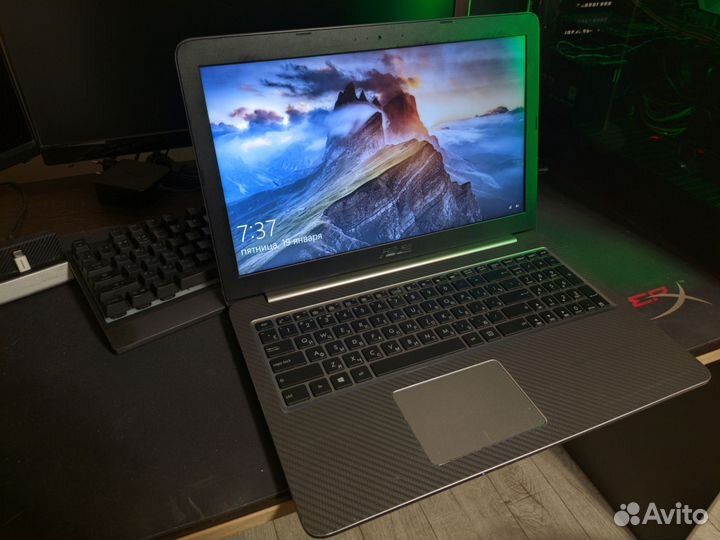 Ноутбук asus 12gb ram/i3-6100/940mx gddr5/ssd250