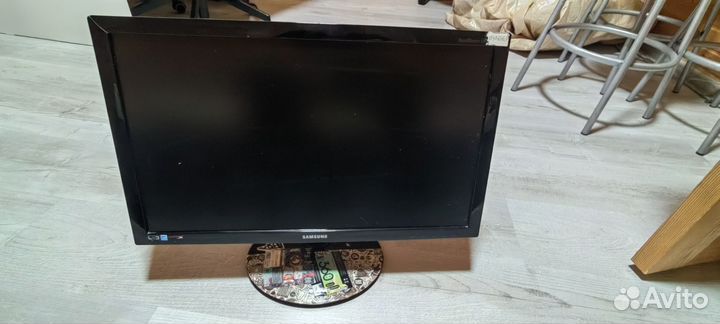 Монитор 24 дюйма