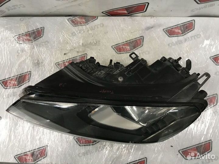 Фара левая ксенон адаптив Фольксваген Туарег NF