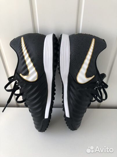 Nike Tiempo