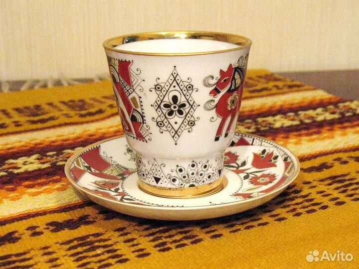 Новый Бокал с блюдцем чайная пара Красный конь лфз