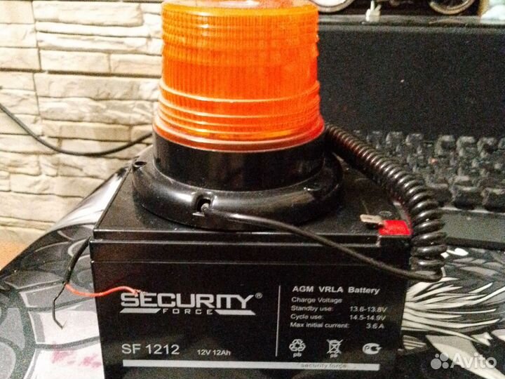 Мигалка и аккумулятор