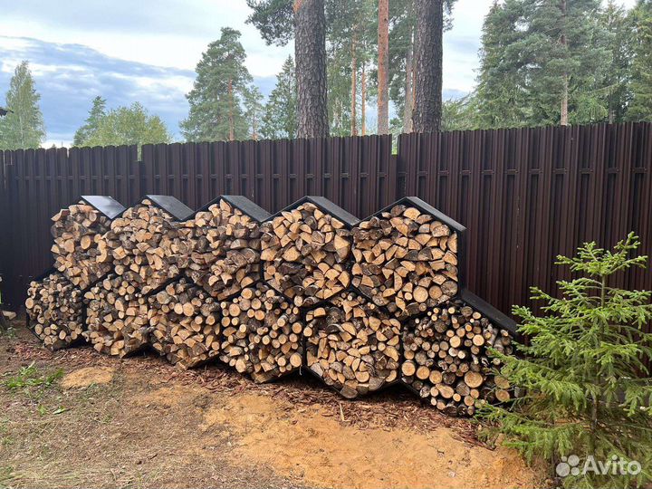 Дровница уличная