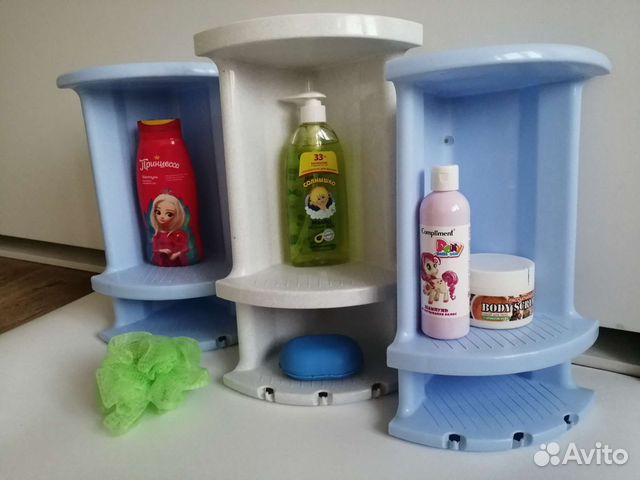 Пластиковые аксессуары в ванную