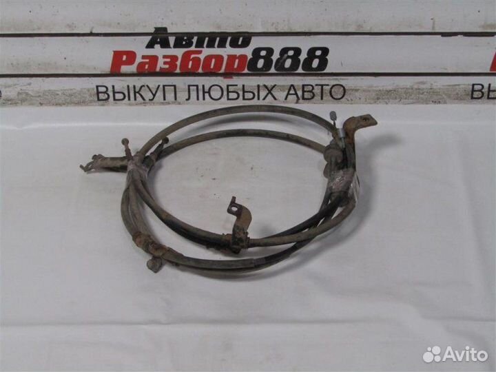 Тросик ручника Kia Venga G4FG 2011