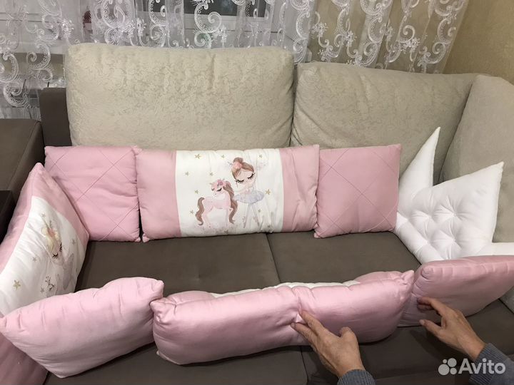 Набор бортиков для детской кровати