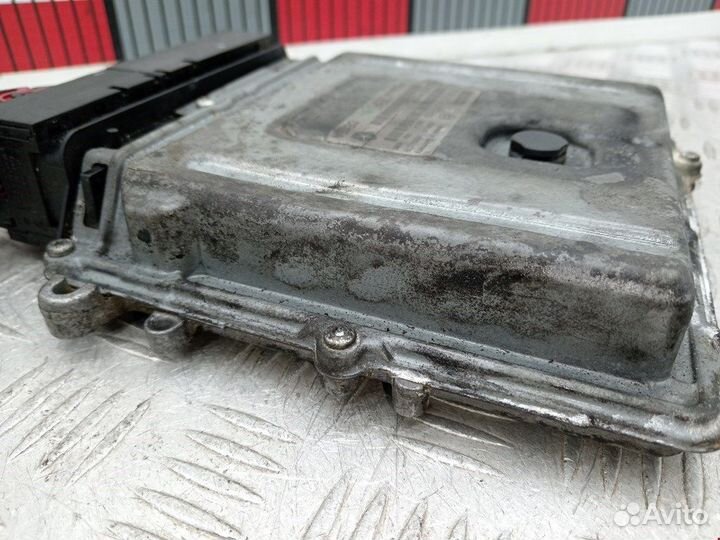 Б/У Б/У Блок управления двигателем 281011999 CH