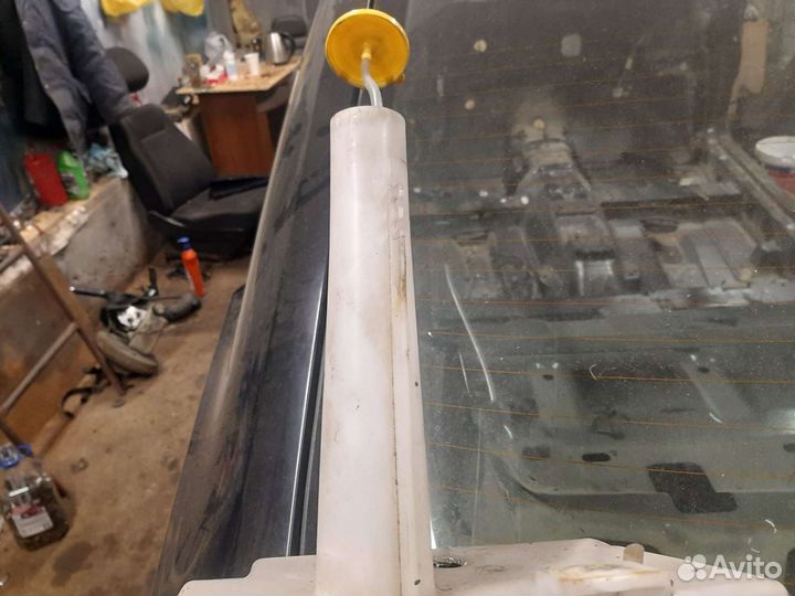 Бачок омывателя Nissan x-trail t30