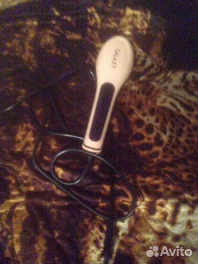 Расческа-выпрямитель