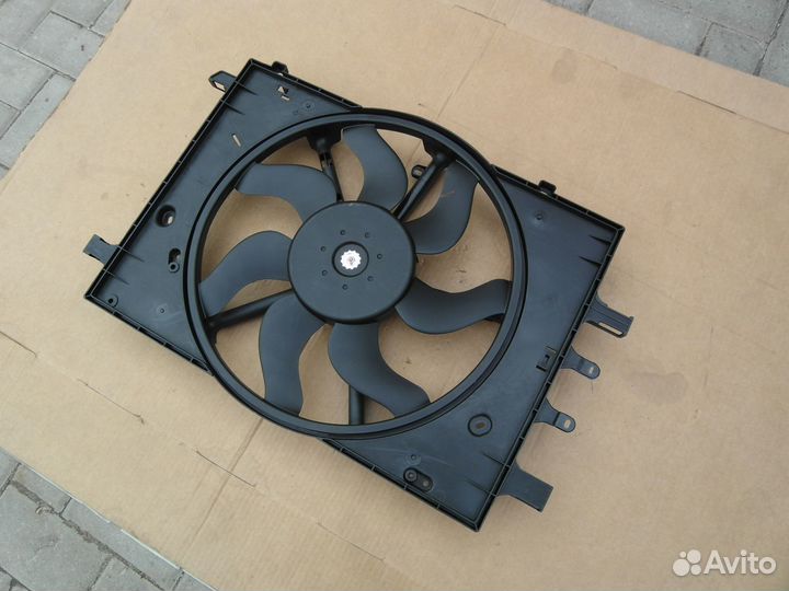 Диффузор радиатора 2.0 Тайвань Infiniti Q50 13-23