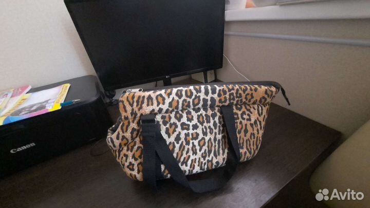 Отдам переноску для животных