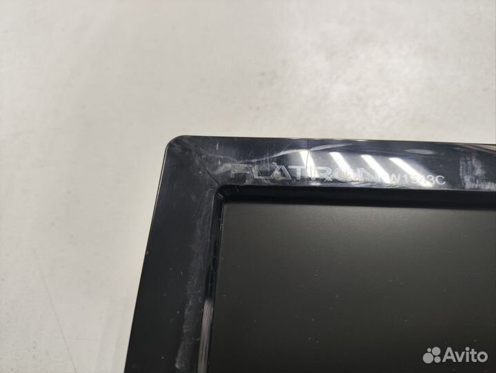 Монитор LG 19