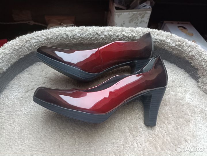 Туфли женские 39 размер