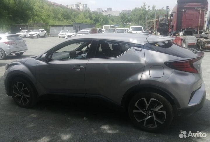 Toyota C-HR 1.2 CVT, 2019, 18 500 км