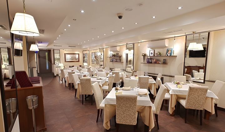 Общепит в Бизнес Центре, 200 м²