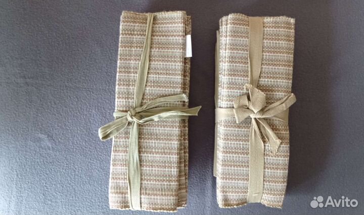 Набор: подставки под приборы и салфетки