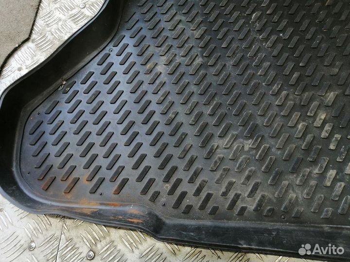 Коврик багажника Хэтчбек Chevrolet Lacetii
