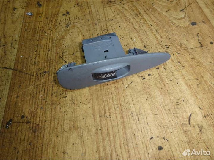 Кнопка стеклоподъемника Hyundai Sonata III 1996-1