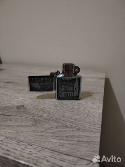 Зажигалка бензиновая