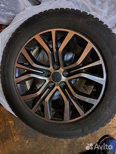 Шины michelin шип на родном литье на outlander