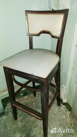 Стул высокий барный со спинкой