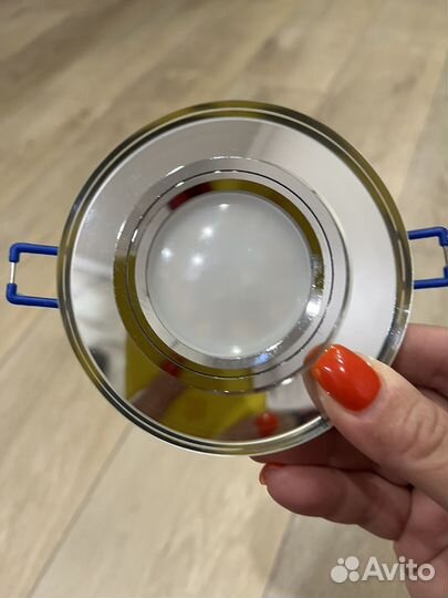 Светильник потолочный