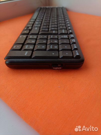 Беспроводная клавиатура logitech