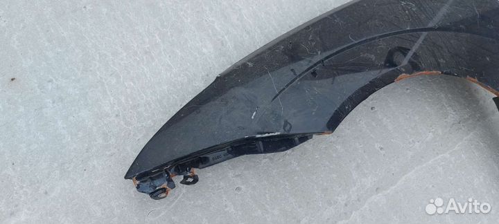 Форд фокус 1 крыло левое переднее