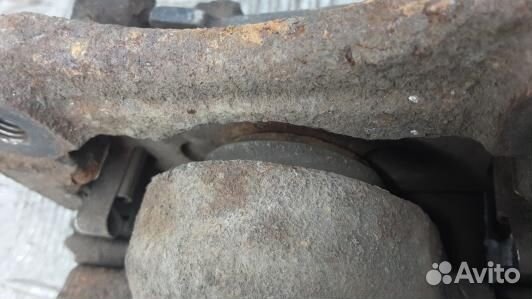 Суппорт тормозной задний левый lexus RX 2 (GEA25MA