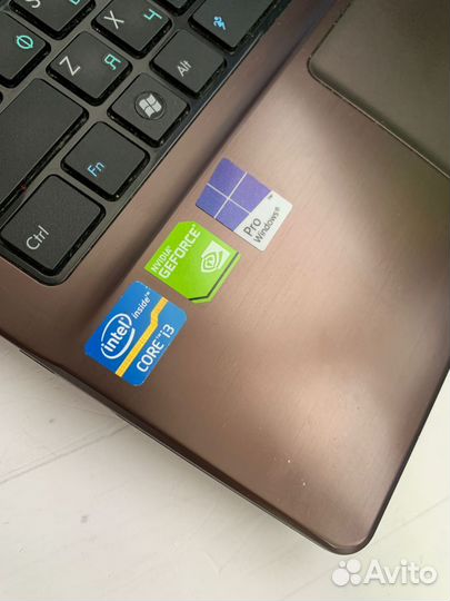 Мощный ноутбук Asus i3 (1281 Н)