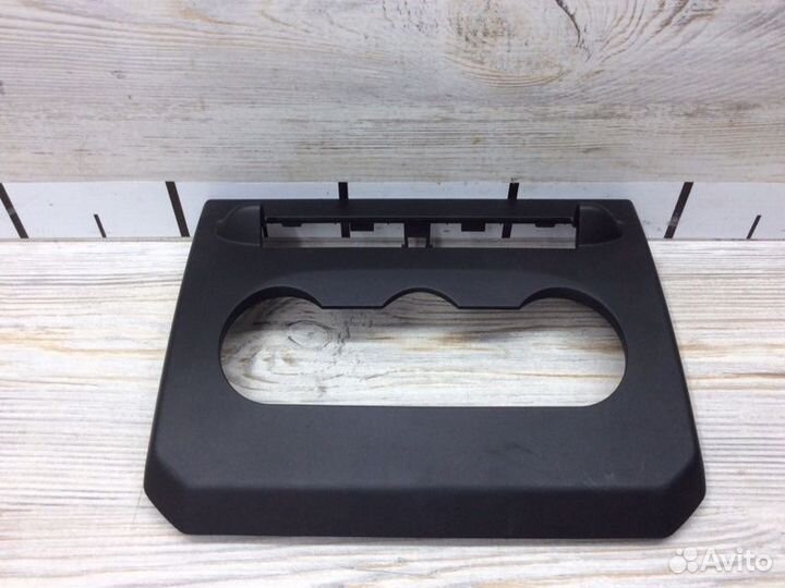 Накладка декоративная Renault Arkana пробег 46