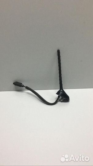 Антенна на KIA Sportage с 2011г 962003u000