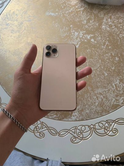 iPhone 11 Pro, 64 ГБ