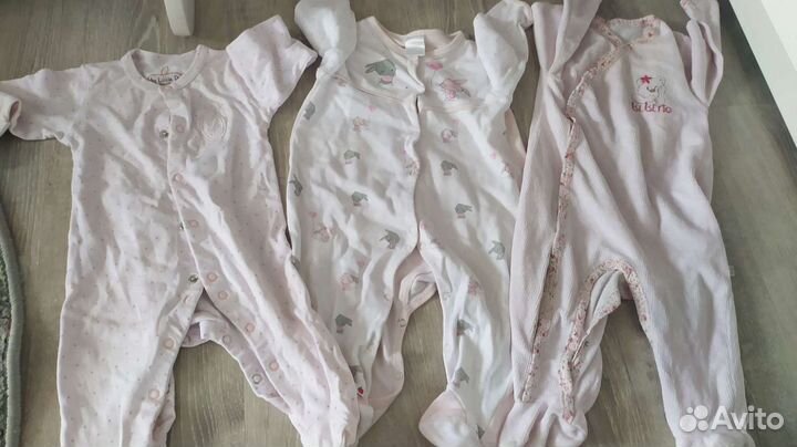 Детские вещи от 0 до года