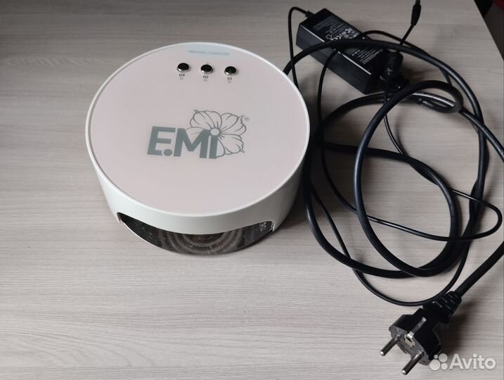 Лампа для маникюра EMI гибрид