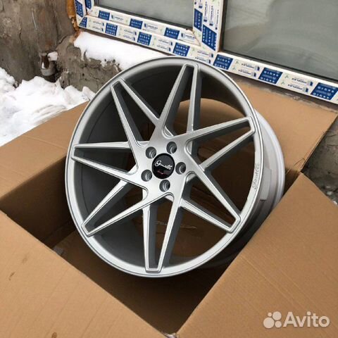 Диски Gianelle Parma R22 на Infiniti QX70 Lexus RX