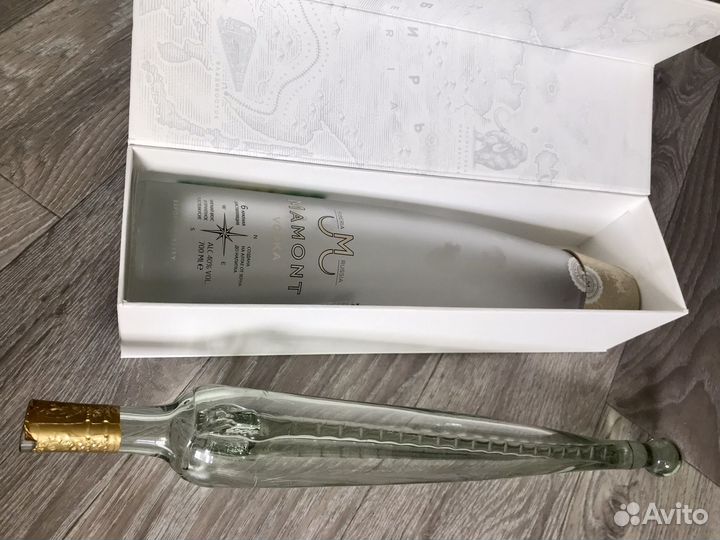 Бутылка фигурная сабля и мамонт цена за обе