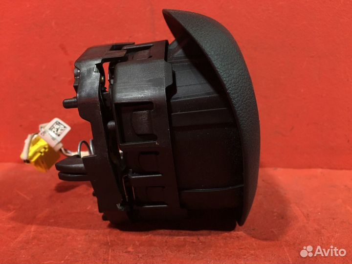 Подушка безопасности в руль Skoda Octavia A7