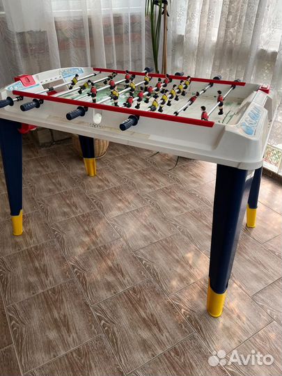 Настольный футбол игровой стол