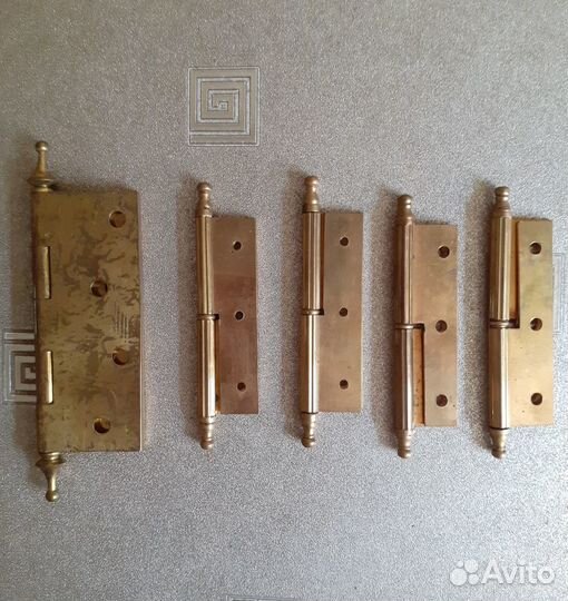 Петли и шпингалеты